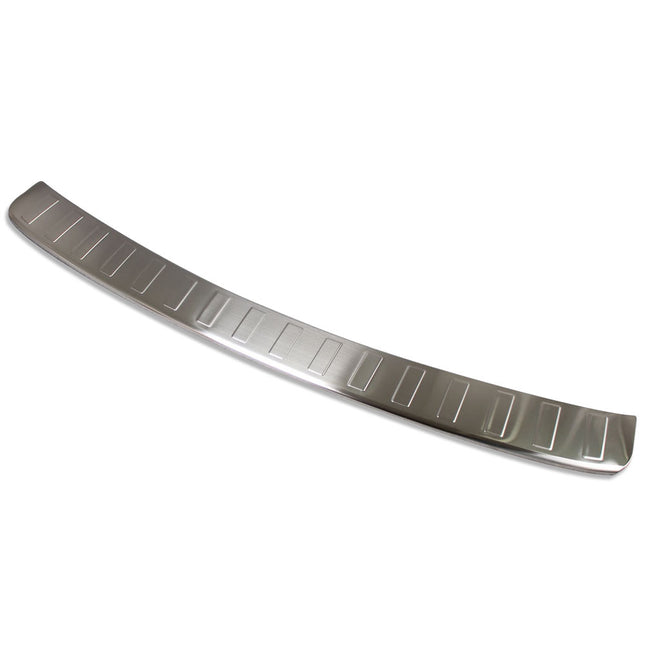 スバル 新型 フォレスター SK系 専用 外装 ステンレス リア バンパー ステップガーニッシュ ガード キズ 防止 Subaru New Forester 専用設計 (銀色, 外側)