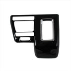 ピアノブラック